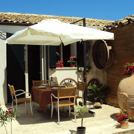 Maison d'hôtes La Fattoria à Sciacca Extérieur photo
