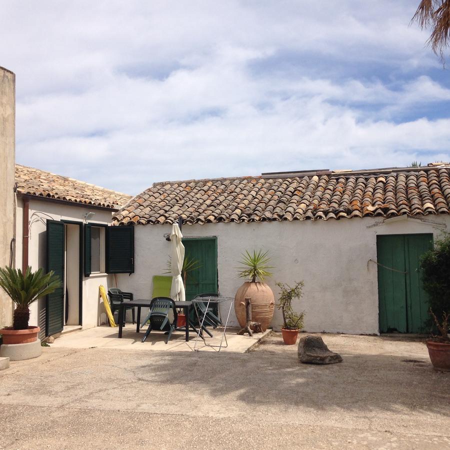 Maison d'hôtes La Fattoria à Sciacca Extérieur photo