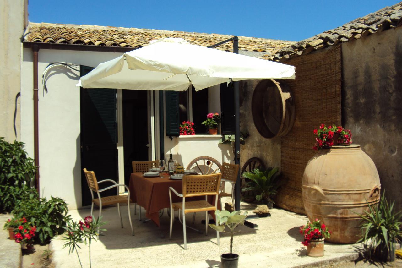 Maison d'hôtes La Fattoria à Sciacca Extérieur photo